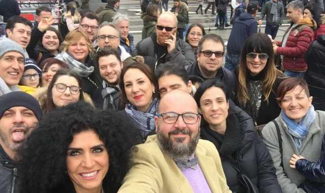 Milano, il raduno dei concorrenti di Masterchef:  andata bene nonostante i divieti